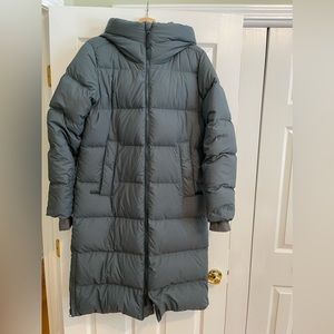 Outdoor Research Coze down parka. Women’s size large.